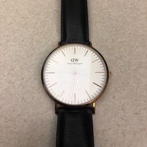 Authentic Daniel Wellington 40mm Rose Gold Watch
